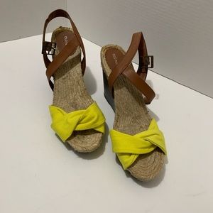 OLD NAVY Women’s Sandals size 10